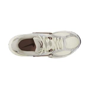 product/n/i/nike_hq7901-102_sail-fauna-brown-phantom-light-orewood-brown_4.jpg