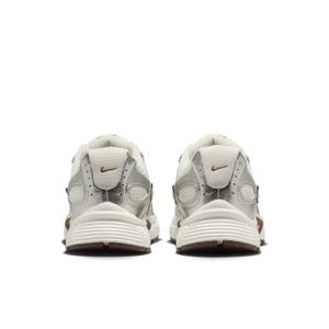 product/n/i/nike_hq7901-102_sail-fauna-brown-phantom-light-orewood-brown_6.jpg