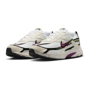 ib8913-100-baskets-nike-initiator-white-viotech-pale-ivory-off-noir