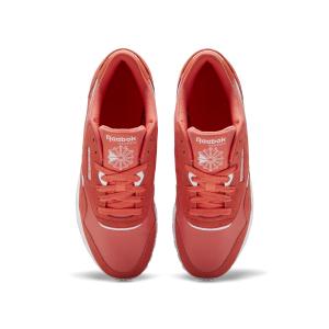 product/r/e/reebok-classics_fz0818_2_footwear_photography_top_portrait_view_white_000.jpg