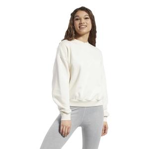 product/r/e/reebok-classics_hh9696_3_apparel_on_model_standard_view_white.jpg