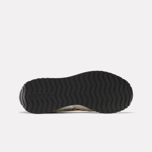 product/r/e/reebok_100239219_chalk-classic-beige-trek-grey_5.jpg