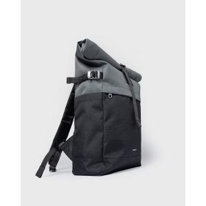 product/s/a/sandqvist_251404103_multi-dark-with-black-leather_2.jpg