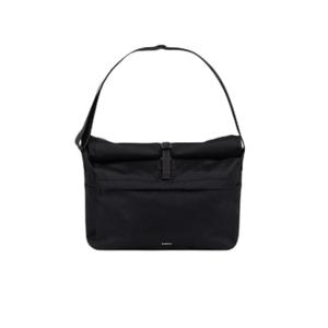 256905999-sac-sandqvist-icon-messenger-black-tu