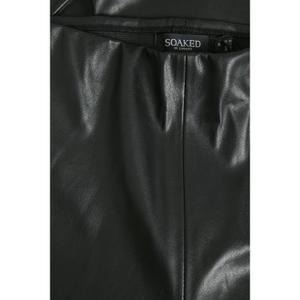 product/s/o/soaked-in-luxury_30403303-40050_black_3.jpg