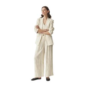 t2514-021b-105-blazer-femme-tatuum-setis-off-white