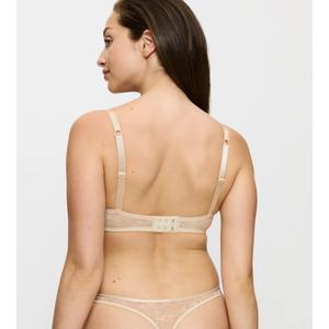 product/t/r/triumph_10217444-6720_creamy-dream_3.jpg