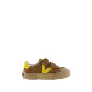 1355100-71-baskets-en-daim-contraste-bebe-victoria-tribu-horma-ancha-cuero